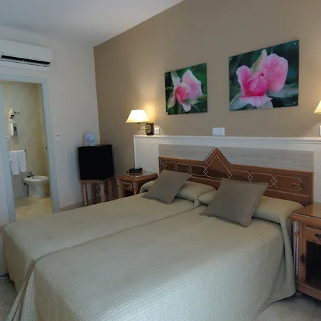 Hotel Puerta Del Mar - Adults Recommended