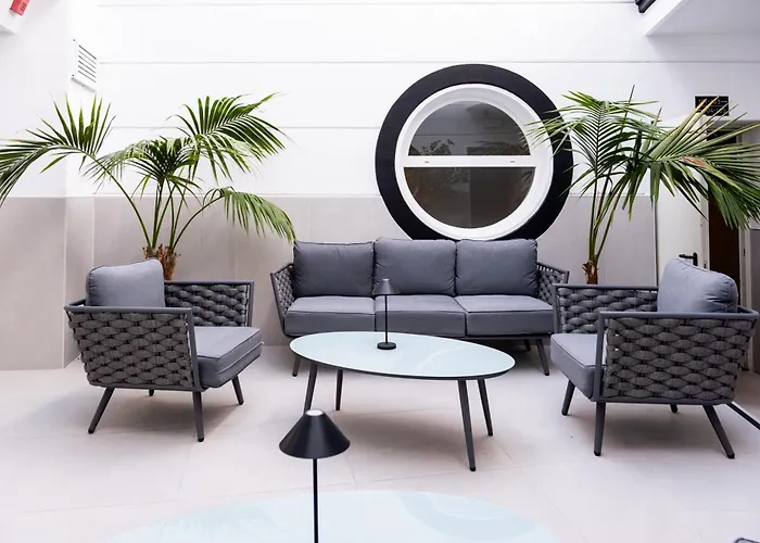 Puerta Del Mar - Adults Recommended