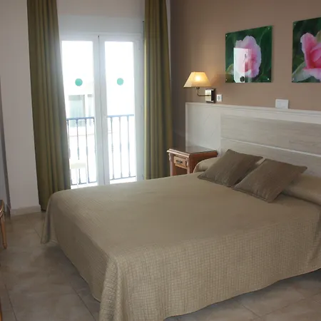 Puerta Del Mar - Adults Recommended