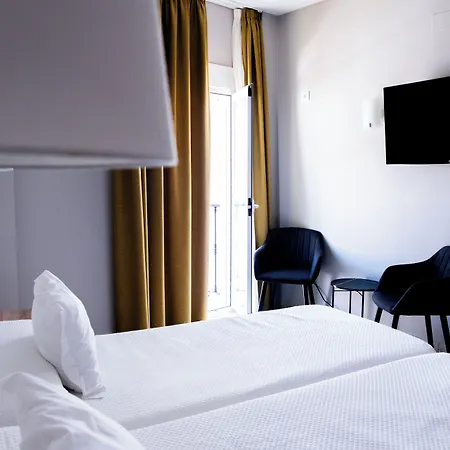 Hotel Puerta Del Mar - Adults Recommended