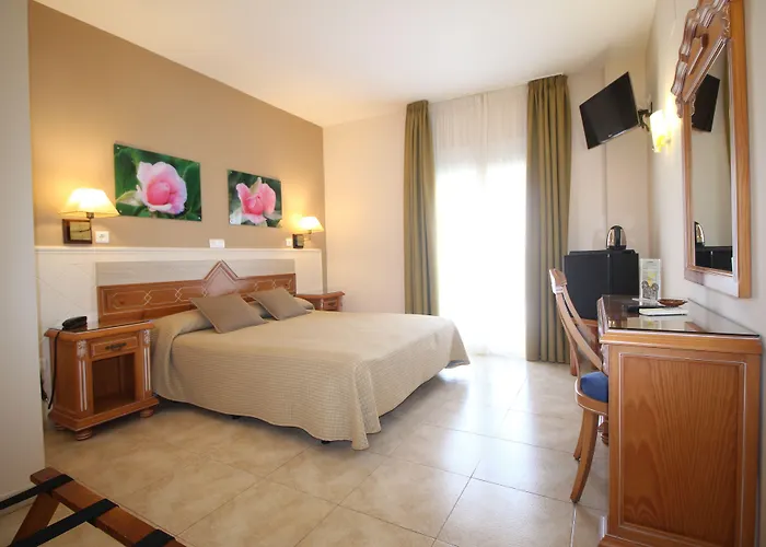 Hotel Puerta Del Mar - Adults Recommended