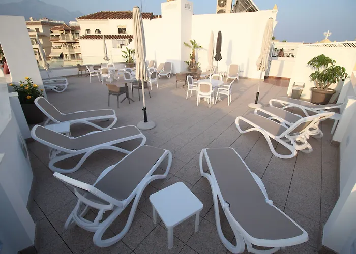 Puerta Del Mar - Adults Recommended